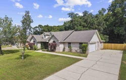 5078 E Spencer Field Rd, Pace, FL 32571