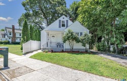 40 Highview Avenue, West Haven, CT 06516