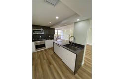 Hallandale Beach, FL 33009