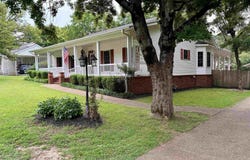 1472 E Main St., Batesville, AR 72501