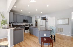 42939 TIPPMAN Place, CHANTILLY, VA 20152