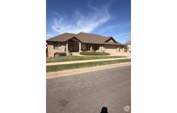 1179 N 3150 E, Layton, UT 84040