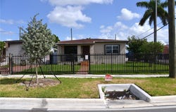 991 E 47th St, Hialeah, FL 33013