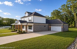 7548 Thomas Riley Street, Hernando, MS 38632