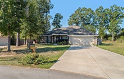142 Lost Orchard Dr, Purvis, MS 39475