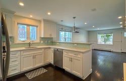 212 W 6th St, Boston, MA 02127