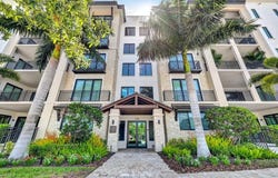 1130 3RD Avenue S, Naples, FL 34102