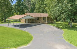 100 Cherry Drive, Lexington, TN 38351