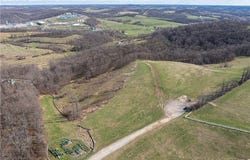 560 Old Hickory Ridge Rd, Washington, PA 15301