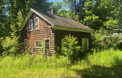 17 Center Hill Road, Weld, ME 04285