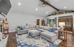 17545 State Route H, St James, MO 65559