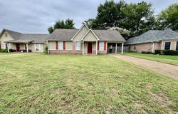 6549 Valerie Drive, Olive Branch, MS 38654