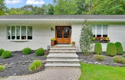 15 Ramapo Lane, Chestnut Ridge, NY 10952