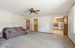 613 E Ash Place, Griffith, IN 46319