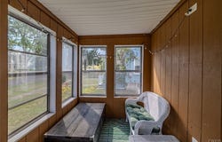 108 6th St, Liverpool, NY 13088