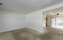 1413 W Split Oak Circle, Round Lake Beach, IL 60073