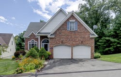 35 Sonoma Lane, Middletown, CT 06457