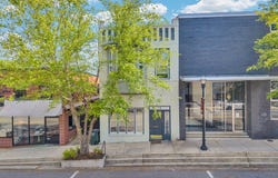 25 E Bockman Way, Sparta, TN 38583