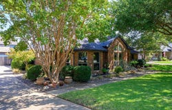 2906 River Crest Street, Grapevine, TX 76051