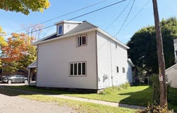 630 7th Street, Lake Linden, MI 49945