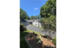 135 POPLAR Loop, Flat Rock, NC 28731