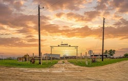 1010 County Road 382, Era, TX 76238