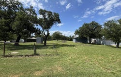 670 Beaver St., Tow, TX 78672
