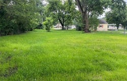 704 E 3rd Street, Cameron, MO 64429
