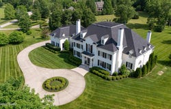 13905 River Glen Ln, Prospect, KY 40059