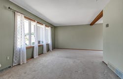 2211 Camelot Drive, Parma, OH 44134
