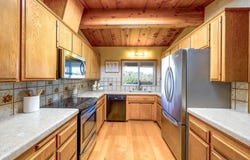 1642 York Dr, Vista, CA 92084