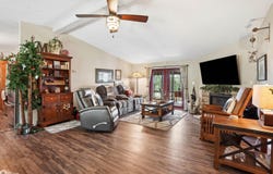 2146 C Avenue Unit A, Garwin, IA 50632