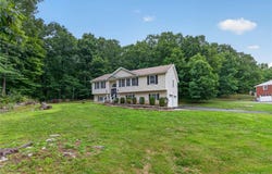 291 Huckleberry Turnpike, Wallkill, NY 12589