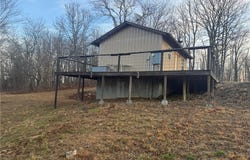 1613 Moonhull Road, Oark, AR 72852
