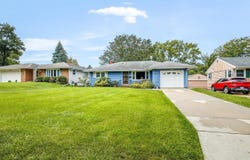 811 Parkside Drive, ROCKFORD, IL 61108