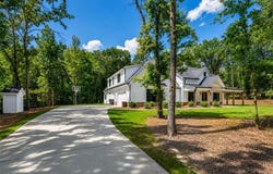 16 Stratford Way, Kingston, GA 30145