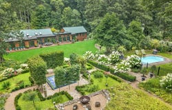 82 Old Garrison Rd, Sudbury, MA 01776