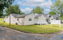 1532 2ND ST, WAYNESBORO, VA 22980