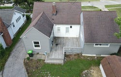 1703 E 300th Street, Wickliffe, OH 44092