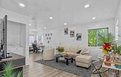 60 S WHITESIDE St, Layton, UT 84041
