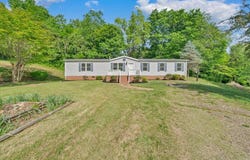 256 Goose Market, Stuart, VA 24171