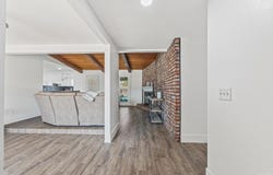 3230 W Pryor, Visalia, CA 93277