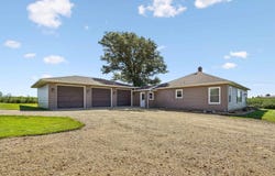 8124 Logan Avenue, Waterloo, IA 50703