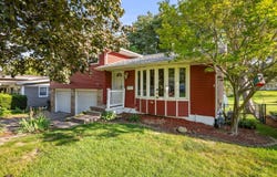 3140 11th Avenue, Moline, IL 61265