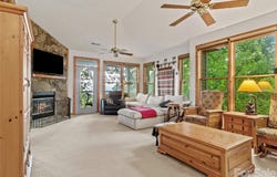 10 Stoney Falls Loop, Burnsville, NC 28714