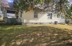 314 Jasper Street, Aurora, MO 65605