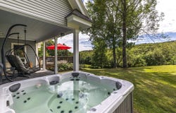 136 Yeaw Road, Dover, VT 05341