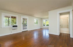 316-W Kenneth Road, Glendale, CA 91202