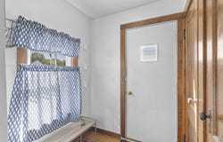 13 E 2nd Street, Sandwich, IL 60548