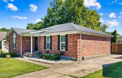 278 E Aulbern Dr, Mt Washington, KY 40047